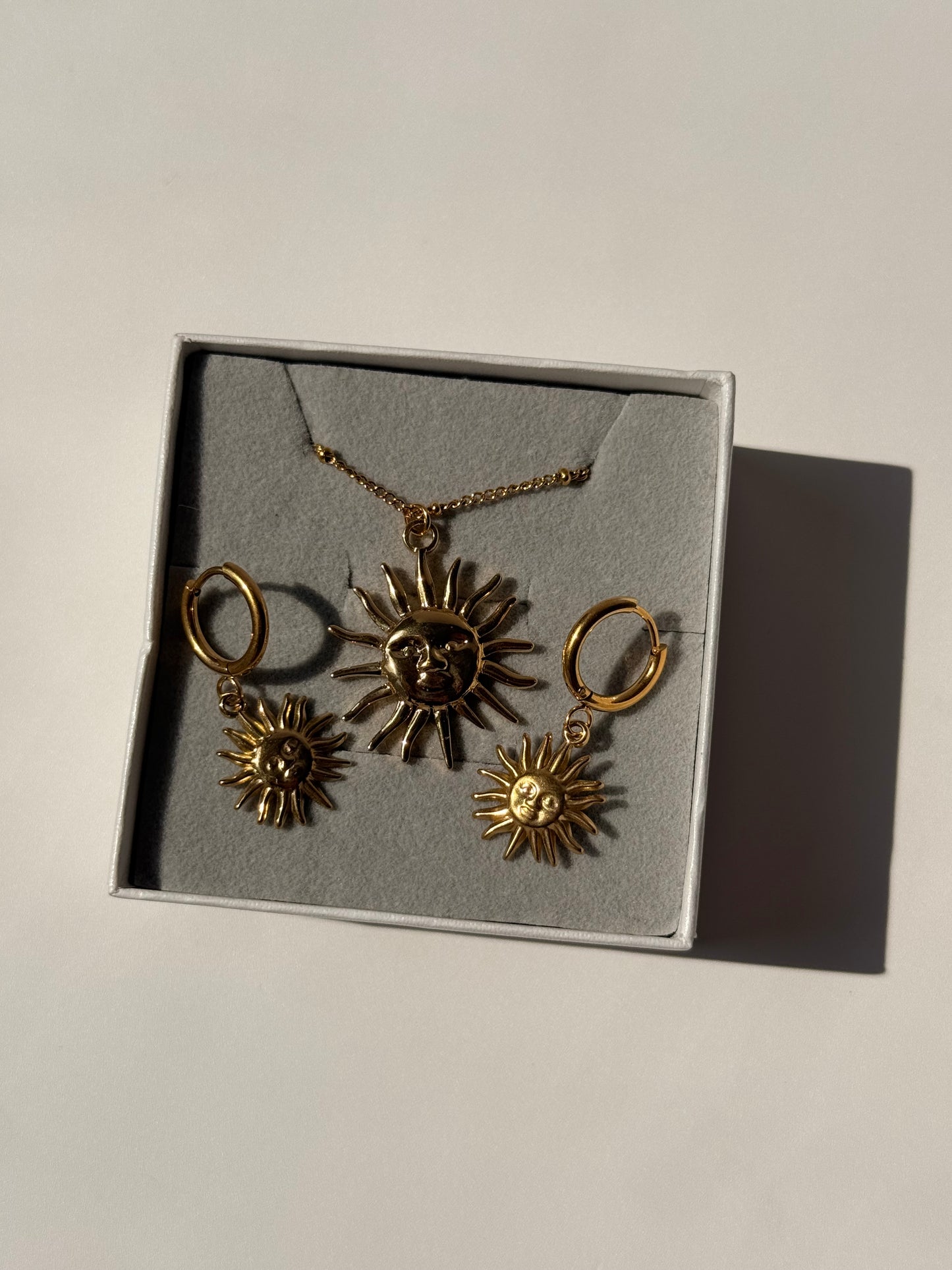 Solena 18K Gold Jewelry Set Earrings & Necklace