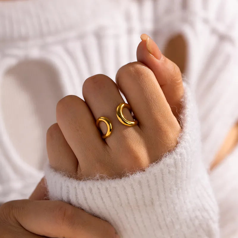Azura 18K Gold Plated Ring Stainless Steel | Resizable