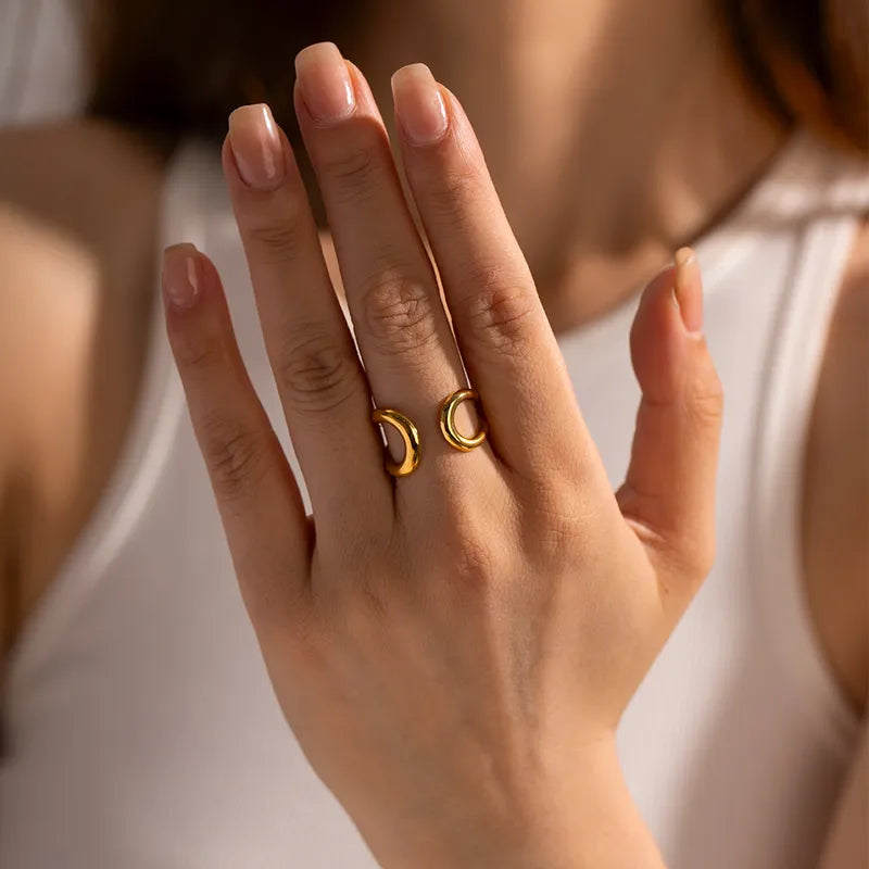 Azura 18K Gold Plated Ring Stainless Steel | Resizable