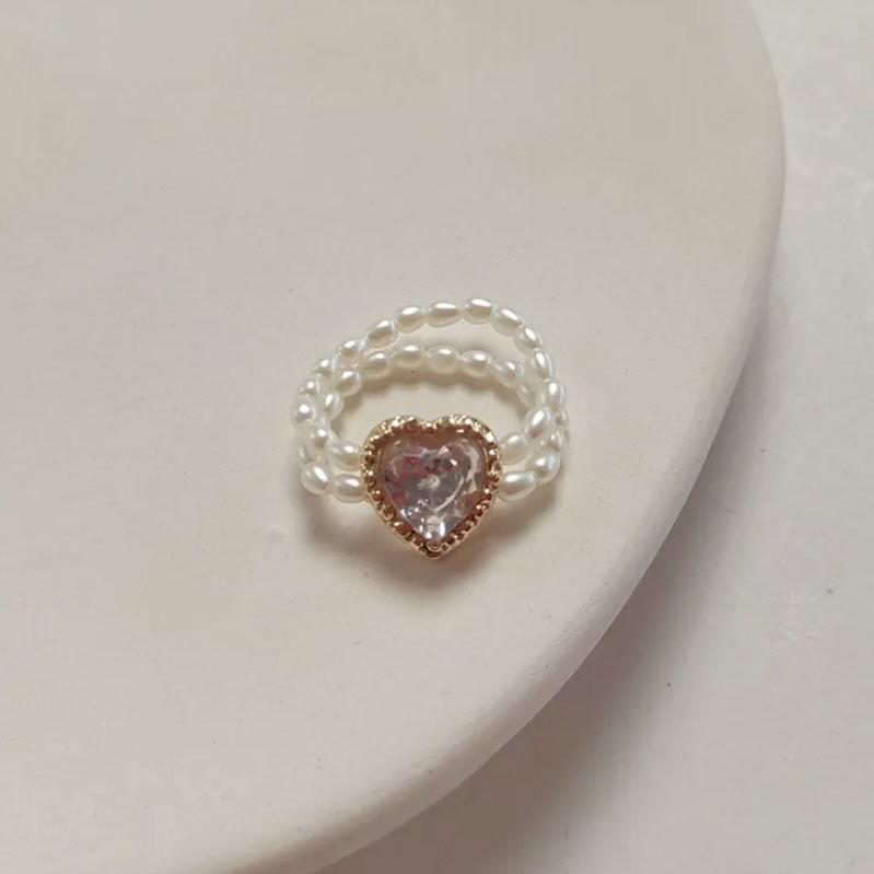 Pearl & Gold Heart Shaped Ring 18K