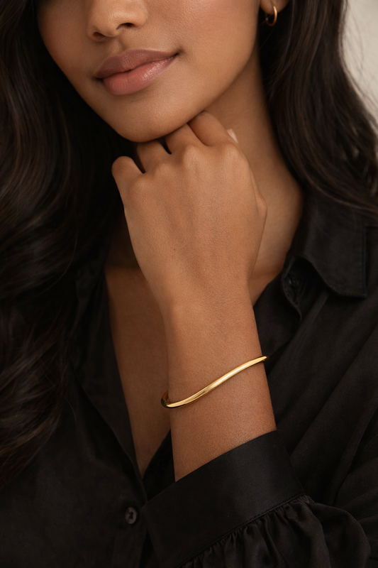 AUREA - 18K Gold Filled Resizable Bangle