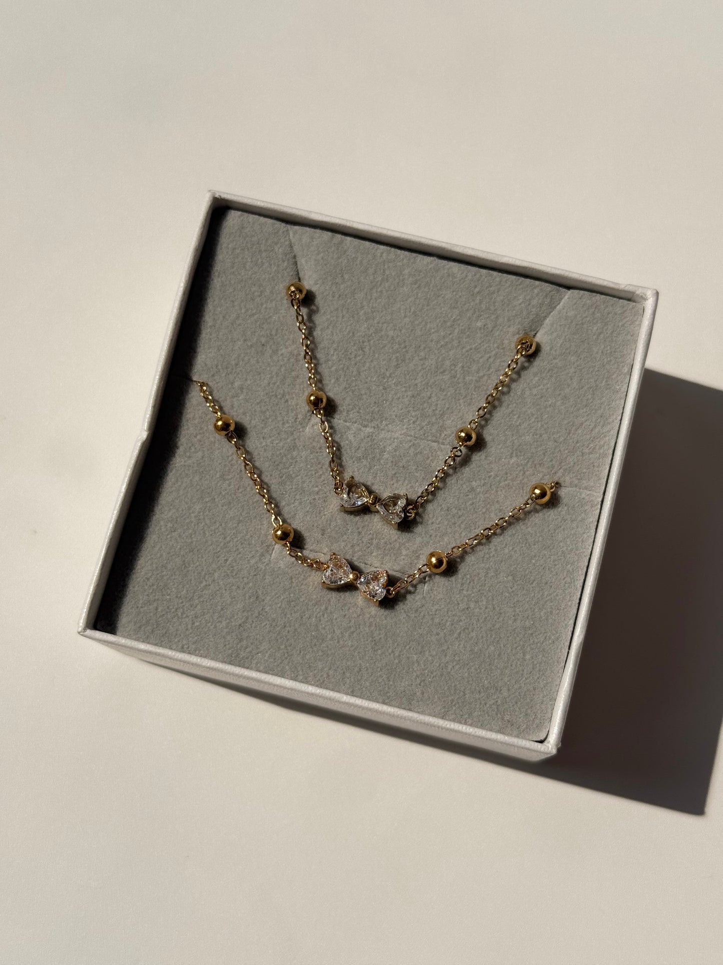 Aaliyah 18K Gold Filled Jewelry Set Bracelet & Necklace dainty bow